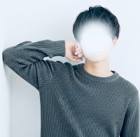 Tokyo male massage therapist offering relaxing oil massage service for women